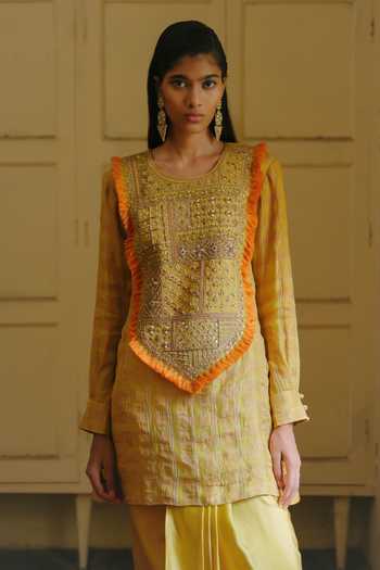 Shop_Alam By Tulsi Patel_Yellow Silk, Tissue Round Neck, Yes Dhreeti Marodi Embroidered Kurta And Skirt Set _Online_at_Aza_Fashions