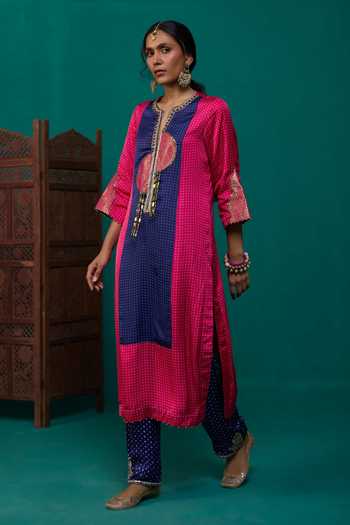 Shop Neitri Fuchsia Silk Split V-neck, Yes Gauri Bandhani Print Kurta And Pant Set Online at Aza Fashions Shop_Neitri_Fuchsia Silk Split V-neck, Yes Gauri Bandhani Print Kurta And Pant Set _Online_at_Aza_Fashions