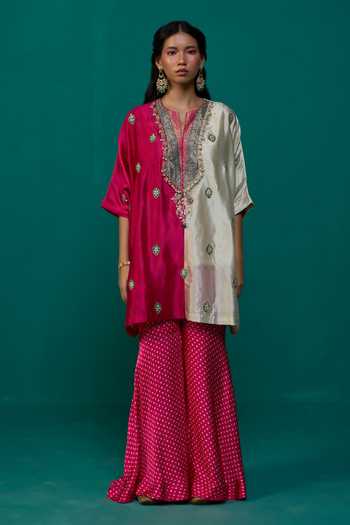 Neitri Shailaja Kurta & Bandhani Pattern Gharara Set 