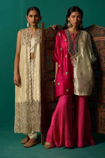 Buy Neitri Beige Silk, Muslin, Brocade Round Shailaja Kurta And Bandhani Pattern Gharara Set Buy_Neitri_Beige Silk, Muslin, Brocade Round Shailaja Kurta And Bandhani Pattern Gharara Set