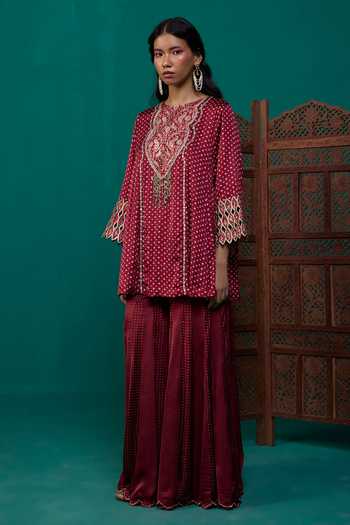 Buy Neitri Maroon Silk, Muslin (mulmul), Brocade Mallika Bandhani Print Kurta And Sharara Set Buy_Neitri_Maroon Silk, Muslin (mulmul), Brocade Mallika Bandhani Print Kurta And Sharara Set
