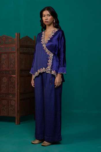 Neitri Blue Silk, Muslin (mulmul) V-neck Bhavya Printed Angarkha Top And Pant Set at Aza Fashions Neitri_Blue Silk, Muslin (mulmul) V-neck Bhavya Printed Angarkha Top And Pant Set _at_Aza_Fashions