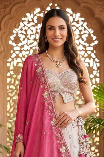 Samyukta Singhania_Grey Chiffon Scoop Neck Embroidered Lehenga Set _Online_at_Aza_Fashions