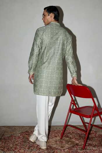 Arjan Dugal Kilim Pattern Bundi Kurta Set