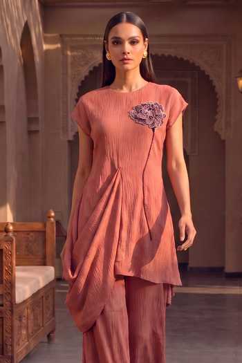 Buy House Of Fett Pink Round Neck Camelia Pant Co-ord Set Online at Aza Fashions Buy_House Of Fett_Pink Round Neck Camelia Pant Co-ord Set _Online_at_Aza_Fashions