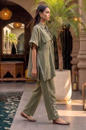 Buy House Of Fett Green Silk, Cotton Collared Neck Sage Leather Patchwork Cape Set Online at Aza Fashions Buy_House Of Fett_Green Silk, Cotton Collared Neck Sage Leather Patchwork Cape Set _Online_at_Aza_Fashions