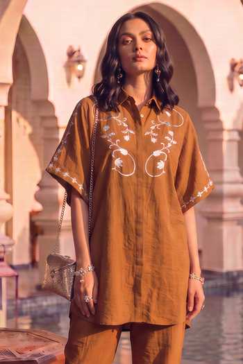 House Of Fett Brown Crepe Collared Neck Caramel Leather Patchwork Pant Set Online at Aza Fashions House Of Fett_Brown Crepe Collared Neck Caramel Leather Patchwork Pant Set _Online_at_Aza_Fashions