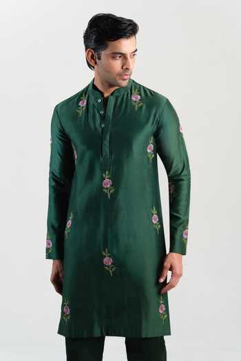 Shop House Of Koa Green Chanderi Silk, Cotton Satin Emerald Bloom Embroidered Kurta Set Online at Aza Fashions Shop_House Of Koa_Green Chanderi Silk, Cotton Satin Emerald Bloom Embroidered Kurta Set _Online_at_Aza_Fashions