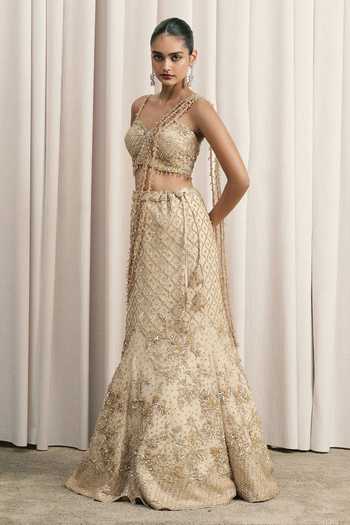 Buy Istya Beige Net, Chantilly Sweetheart Hand Embroidered Fishcut Lehenga And Blouse Set Online at Aza Fashions Buy_Istya_Beige Net, Chantilly Sweetheart Hand Embroidered Fishcut Lehenga And Blouse Set _Online_at_Aza_Fashions