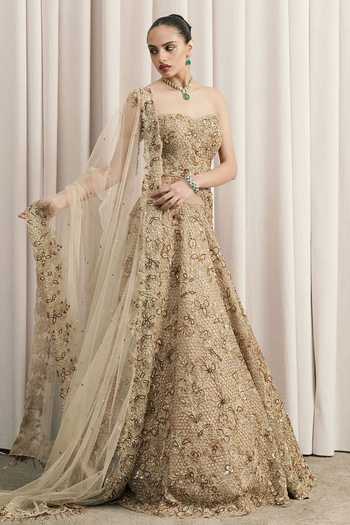 Istya Embroidered Lehenga Set 
