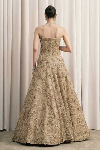Istya Embroidered Lehenga Set 