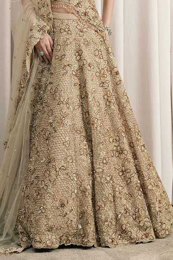 Istya_Beige Net Sweetheart Neck Embroidered Lehenga Set _at_Aza_Fashions