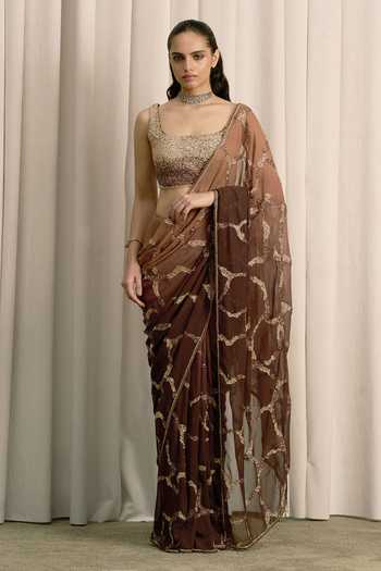 Istya Shaded Embroidered Saree With Blouse 