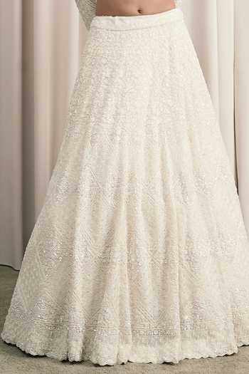 Shop_Istya_Ivory Net Sweetheart Neck Embroidered Lehenga Set _Online_at_Aza_Fashions