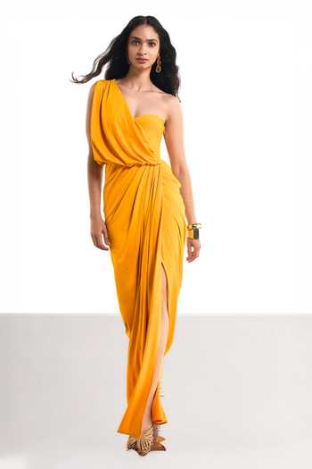 Shop Dash and Dot Yellow Sweetheart Neck, One Shoulder Draped Knit Saree Gown Online at Aza Fashions Shop_Dash and Dot_Yellow Sweetheart Neck, One Shoulder Draped Knit Saree Gown _Online_at_Aza_Fashions