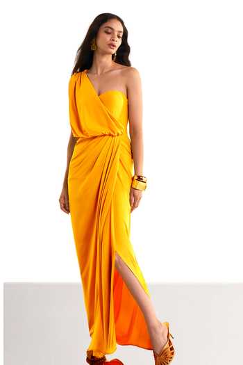 Dash and Dot Yellow Sweetheart Neck, One Shoulder Draped Knit Saree Gown at Aza Fashions Dash and Dot_Yellow Sweetheart Neck, One Shoulder Draped Knit Saree Gown _at_Aza_Fashions