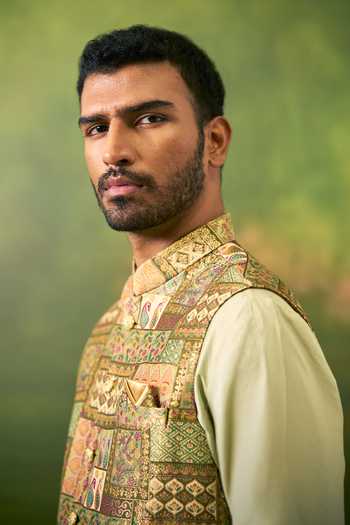 Arihant Rai Sinha Green Jacquard, Silk Geometric Pattern Bundi And Kurta Set Online at Aza Fashions Arihant Rai Sinha_Green Jacquard, Silk Geometric Pattern Bundi And Kurta Set _Online_at_Aza_Fashions