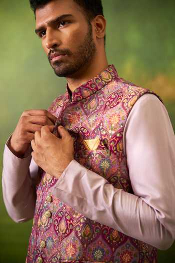 Arihant Rai Sinha_Pink Silk, Jacquard Mughal Woven Bundi And Kurta Set _at_Aza_Fashions