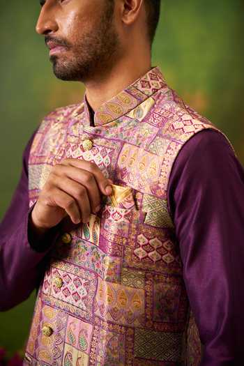 Shop Arihant Rai Sinha Purple Silk, Jacquard Paisley Woven Bundi And Kurta Set Shop_Arihant Rai Sinha_Purple Silk, Jacquard Paisley Woven Bundi And Kurta Set