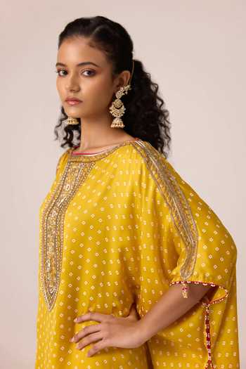 Buy_Shyam Narayan Prasad_Yellow Satin, Modal Boat Neck Bandhani Print Kaftan And Pant Set 