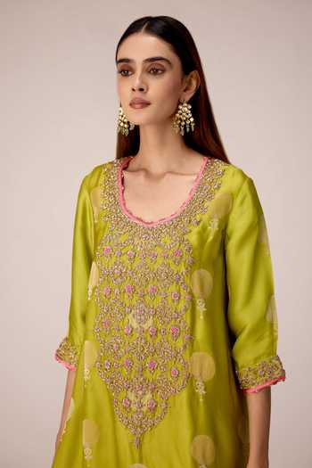 Buy Shyam Narayan Prasad Green Organza, Satin Embroidery Scoop Neck Zardozi Kurta And Palazzo Set Buy_Shyam Narayan Prasad_Green Organza, Satin Embroidery Scoop Neck Zardozi Kurta And Palazzo Set