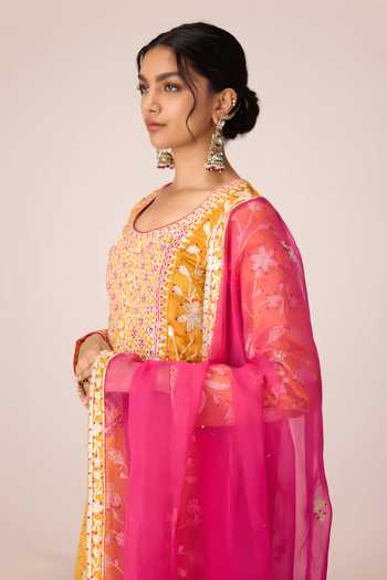 Buy Shyam Narayan Prasad Yellow , Organza Round Neck Gota Embroidered Kurta Set Online at Aza Fashions Buy_Shyam Narayan Prasad_Yellow , Organza Round Neck Gota Embroidered Kurta Set _Online_at_Aza_Fashions