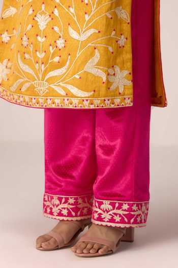 Buy Shyam Narayan Prasad Yellow , Organza Round Neck Gota Embroidered Kurta Set Buy_Shyam Narayan Prasad_Yellow , Organza Round Neck Gota Embroidered Kurta Set