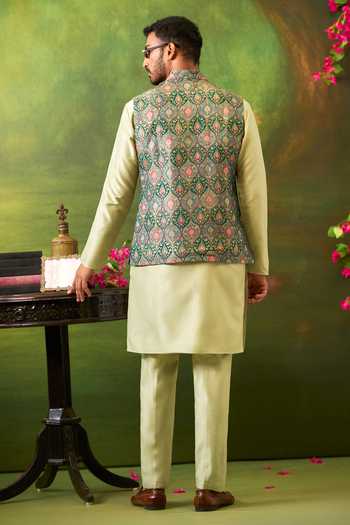Arihant Rai Sinha Abstract Pattern Bundi & Kurta Set 