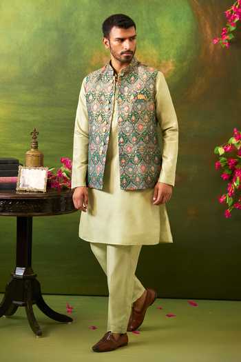 Shop_Arihant Rai Sinha_Green Jacquard, Silk Abstract Pattern Bundi And Kurta Set 