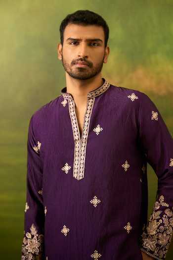 Arihant Rai Sinha_Purple Silk Floral Pattern Kurta Set _at_Aza_Fashions