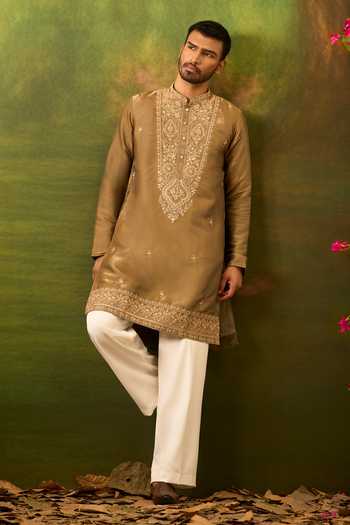 Arihant Rai Sinha Embroidered Kurta Set 