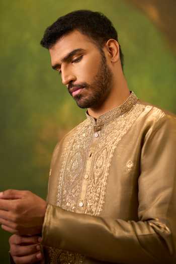 Arihant Rai Sinha_Brown Silk Embroidered Kurta Set _at_Aza_Fashions
