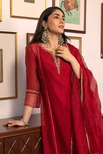Trendy Tokari_Red Silk, Chanderi, Cotton, Organza V-neck Neckline Embroidered Kurta Set _Online_at_Aza_Fashions