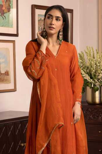 Trendy Tokari Orange Silk, Chanderi, Cotton, Organza Zari Placement Embroidered Kurta Set Online at Aza Fashions Trendy Tokari_Orange Silk, Chanderi, Cotton, Organza Zari Placement Embroidered Kurta Set _Online_at_Aza_Fashions