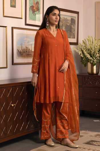 Buy Trendy Tokari Orange Silk, Chanderi, Cotton, Organza Zari Placement Embroidered Kurta Set Buy_Trendy Tokari_Orange Silk, Chanderi, Cotton, Organza Zari Placement Embroidered Kurta Set