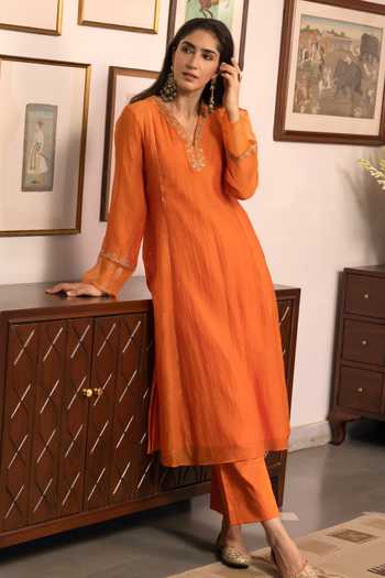 Trendy Tokari Placement Embroidered Kurta Set 
