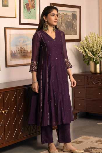 Trendy Tokari Silk Chanderi Embroidered Kurta Set 