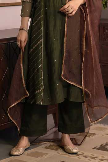 Trendy Tokari_Green Silk, Chanderi, Cotton, Organza V-neck, Yes Hand Embroidered Kurta Set _Online_at_Aza_Fashions