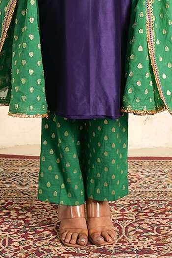 Nidhika Shekhar Purple Chanderi, Shantoon V-neck, Yes Shyaam Li Neckline Embroidered Kurta Set Online at Aza Fashions Nidhika Shekhar_Purple Chanderi, Shantoon V-neck, Yes Shyaam Li Neckline Embroidered Kurta Set _Online_at_Aza_Fashions