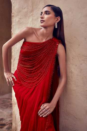 Nidhika Shekhar Red Georgette, Shantoon One Padmaraga Pre-draped Saree With Embroidered Blouse Online at Aza Fashions Nidhika Shekhar_Red Georgette, Shantoon One Padmaraga Pre-draped Saree With Embroidered Blouse _Online_at_Aza_Fashions