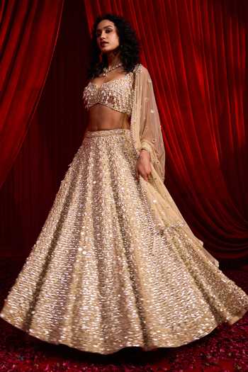 Shop NIDHIKA SHEKHAR Gold Crepe, Net Sweetheart Neck Survana Anvaya Embroidered Bridal Lehenga Set Online at Aza Fashions Shop_NIDHIKA SHEKHAR_Gold Crepe, Net Sweetheart Neck Survana Anvaya Embroidered Bridal Lehenga Set _Online_at_Aza_Fashions