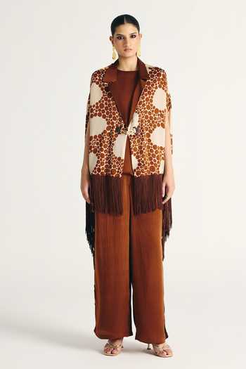 Buy_Kamaali Pret_Ivory Satin Collared Neck Nubia Printed Cape Set _Online_at_Aza_Fashions