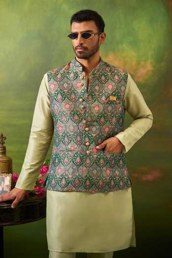 Arihant Rai Sinha Abstract Pattern Bundi & Kurta Set 