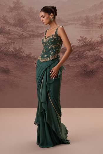 Parul Gandhi_Emerald Green Georgette Embroidery, Harit Ruffle Pre-draped Saree With Corset _Online_at_Aza_Fashions