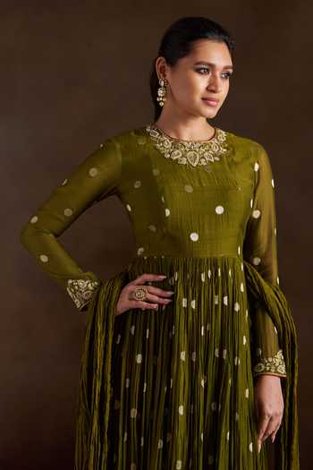 Buy_Almaari By Pooja Patel_Olive Green Chanderi, Silk Round Neck Ojasvi Pure Anarkali Set _Online_at_Aza_Fashions
