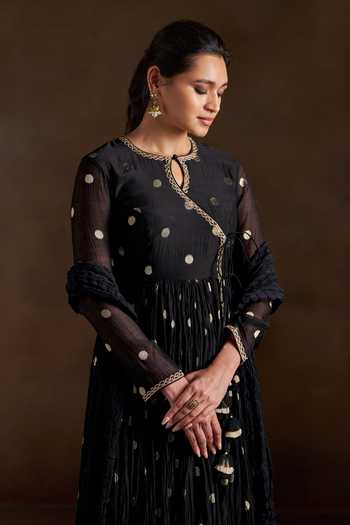 Buy_Almaari By Pooja Patel_Black Chanderi, Silk Keyhole Neck Oorja Pure Polka Anarkali Set 
