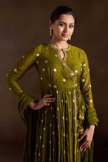 Buy_Almaari By Pooja Patel_Green Chanderi, Silk Keyhole Neck Oorja Polka Pure Anarkali Set _Online_at_Aza_Fashions