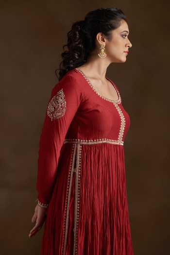 Shop_Almaari By Pooja Patel_Red Chanderi Round Neck Oshira Embroidered Anarkali Set _Online_at_Aza_Fashions