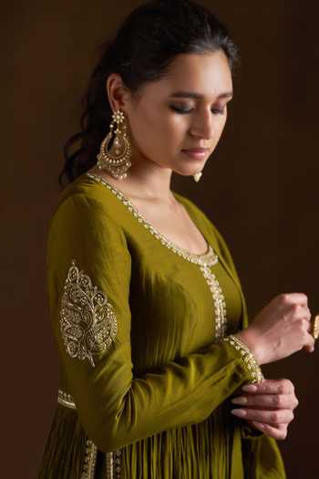 Shop_Almaari By Pooja Patel_Olive Green Chanderi Scoop Neck Oshira Aari Embroidered Anarkali Set _Online_at_Aza_Fashions