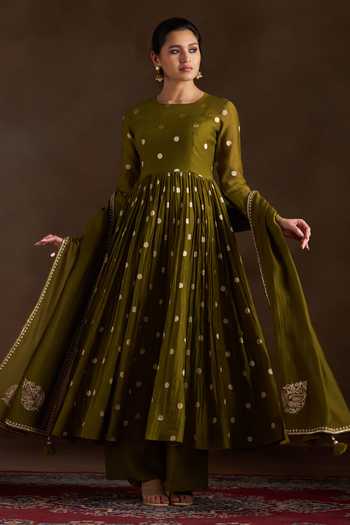 Buy_Almaari By Pooja Patel_Olive Green Chanderi, Silk Round Neck Omika Pure Anarkali Set _Online_at_Aza_Fashions